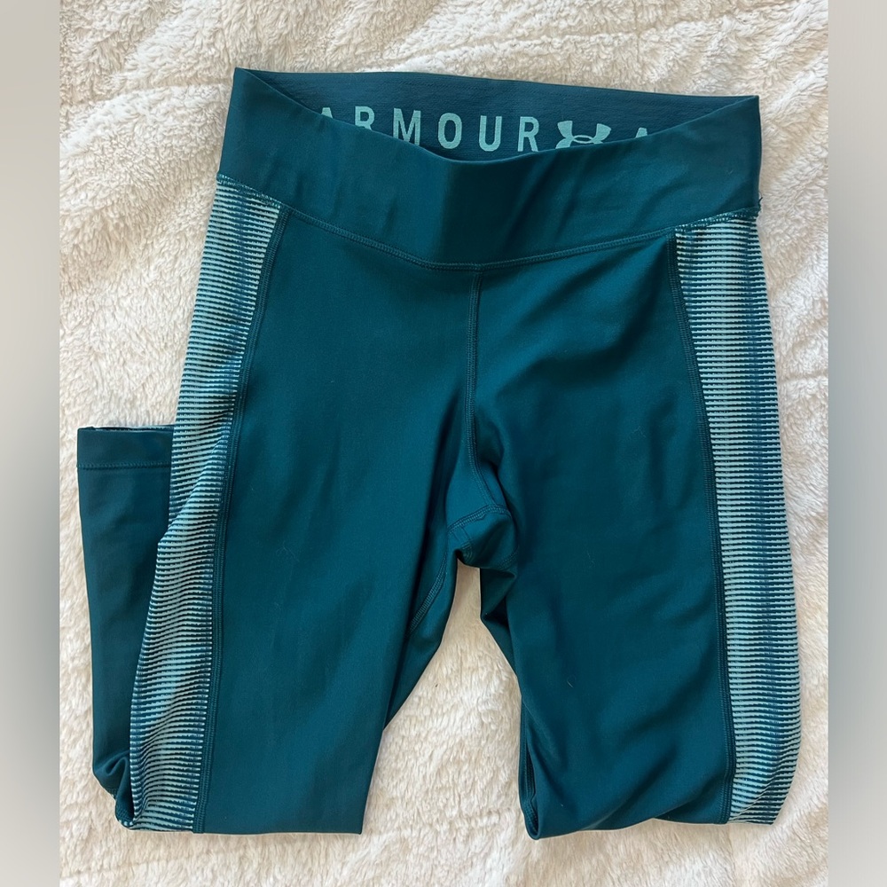 Womens Under Armour Compression 3/4 Workout Leggings